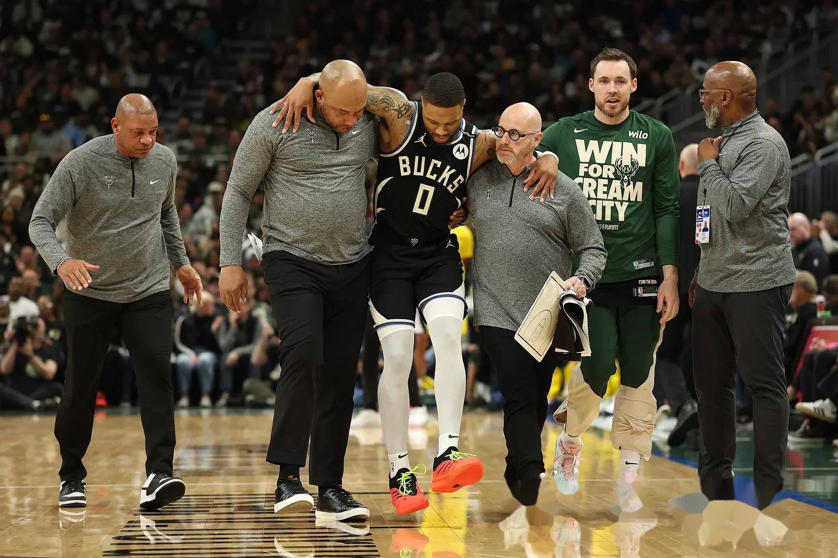 九游- 费德勒官方宣布比赛局势复杂新规,雄鹿引发争议!赢得满堂喝彩